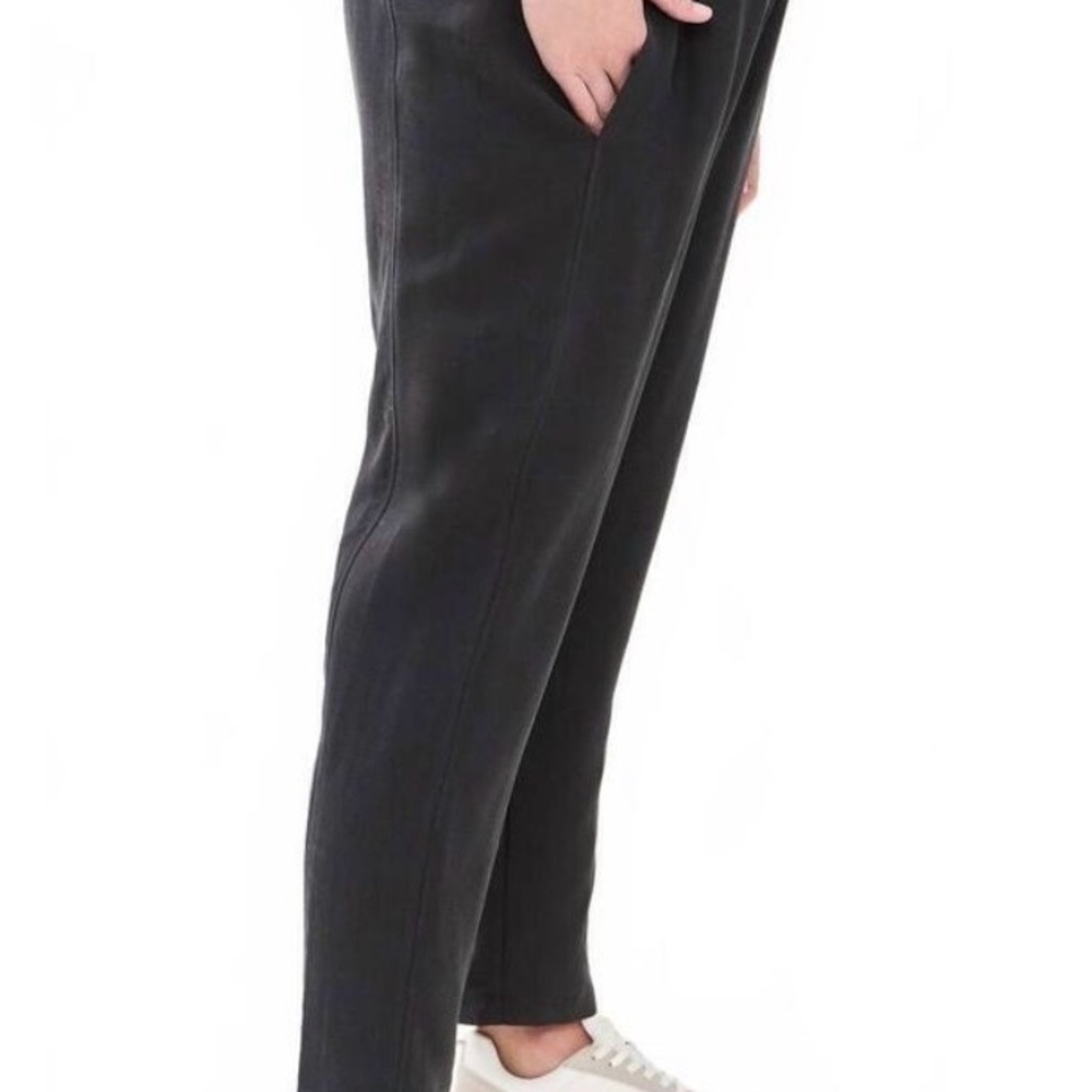 Hatch Black Cropped Ankle Pants